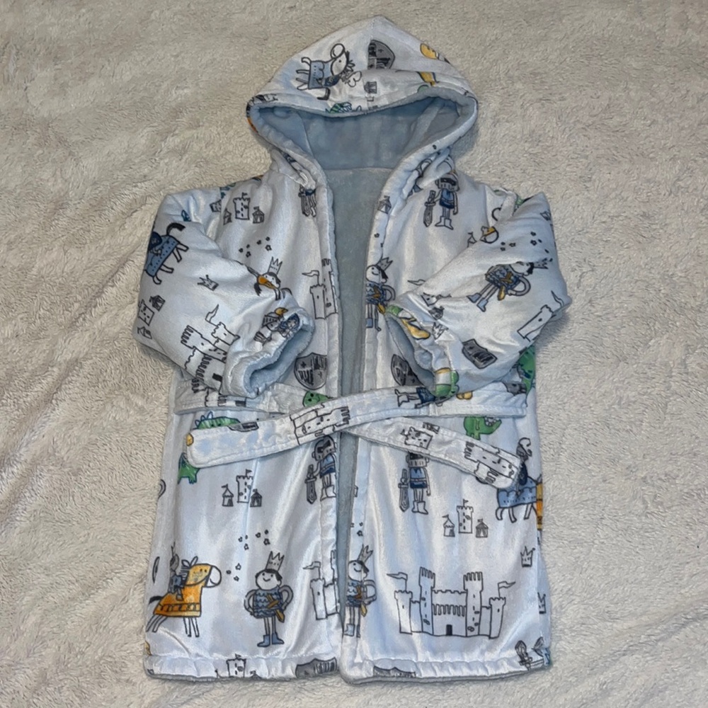 Fuzzy toddler robe